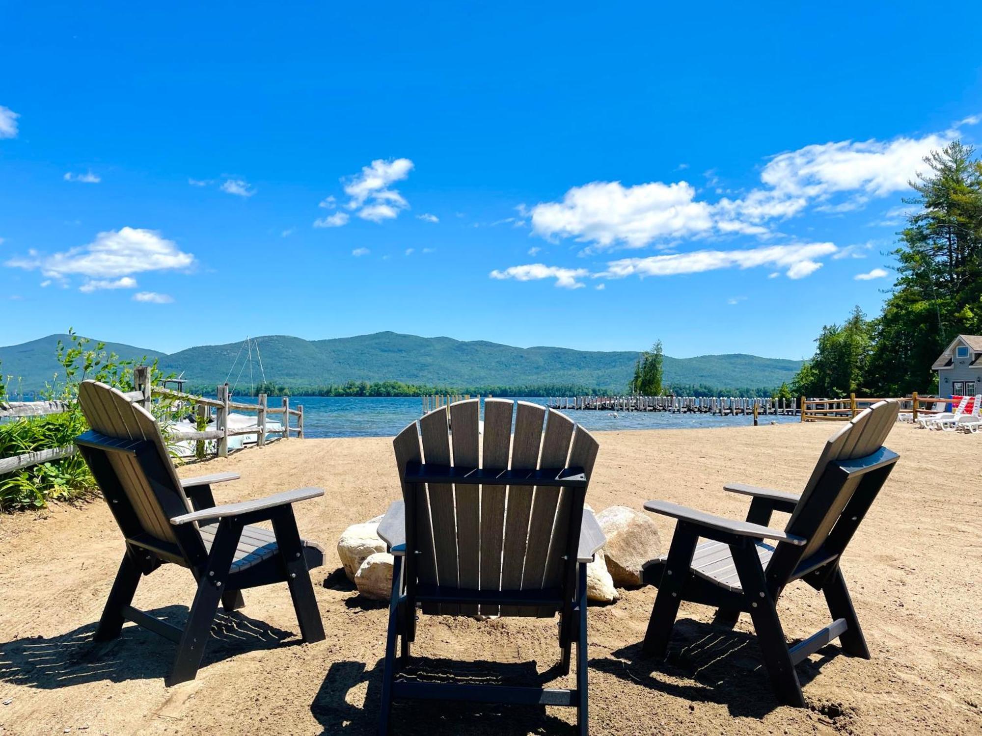 Waters Edge Lodge Lake George Exterior photo