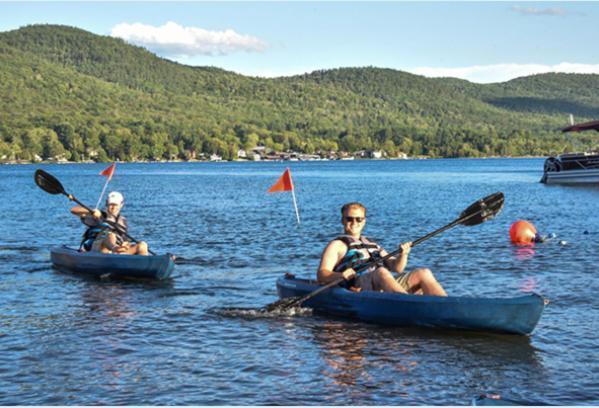 Waters Edge Lodge Lake George Exterior photo